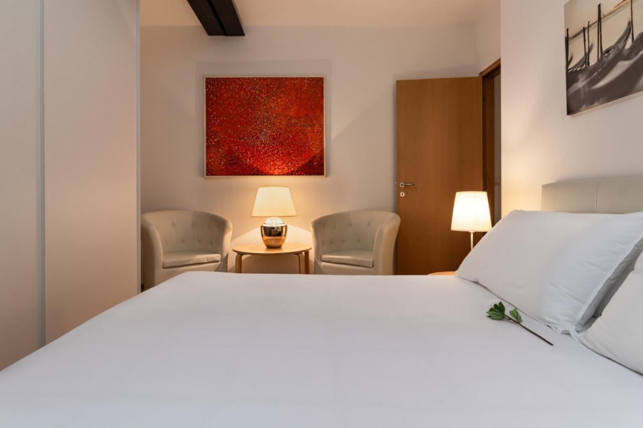 The Silk House Aparthotel เวนิส ภายนอก รูปภาพ